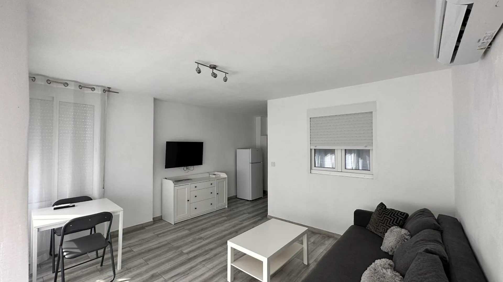 Cg4N - Nuevo Estudio, Recien Reformado, Wifi Torremolinos 0*,  Spanien
